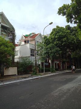 BÁN GẤP BIỆT THỰ YÊN HÒA LÃO THÀNH CÁCH MẠNG- TRẦN KIM XUYẾN, DT 310M2 - LH: 0985370682