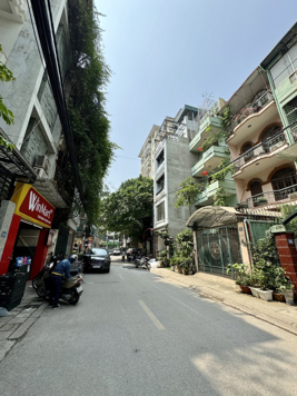 Bán nhà mặt phố Phương Liệt, Thanh Xuân - Diện tích 103m2, Kinh doanh tốt, Giá đầu tư