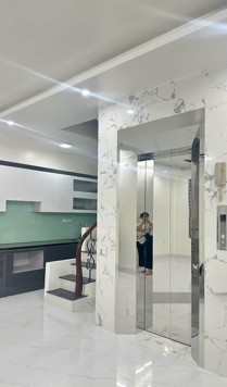 Bán nhà riêng 73m2 6 tầng có thang máy Minh Khai nhỉnh 10 tỷ