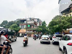 Bán nhà mặt phố Hoàn Kiếm 2 mặt tiền, xây building, khách sạn