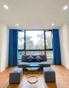 Bán nhà phân lô Mai Dịch ô tô tránh, vỉa hè đá bóng