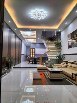 NHÀ XÂY MỚI PHỐ NGUYỄN ĐỨC CẢNH VỪA Ở VỪA KINH DOANH  