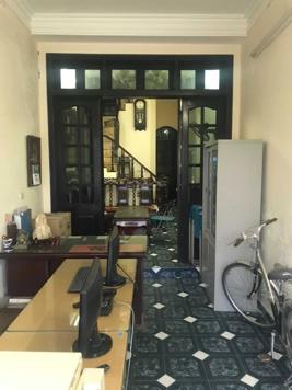 Bán nhà mặt đường Ngọc Hồi - Kinh doanh tốt