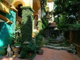 Bán nhà biệt thự mặt phố Linh Đàm, vị trí đỉnh, gần phố, kinh doanh đỉnh