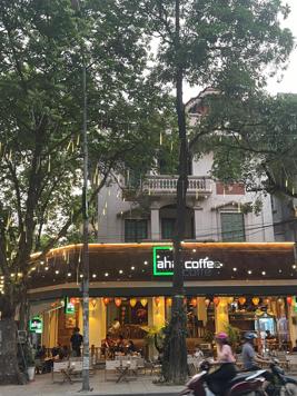 (Cực vip lô góc) Bán biệt thự Tây Nam Linh Đàm gần Hồ Linh Đàm vị trí đắc địa DT: 350m2, 4T, MT 22m