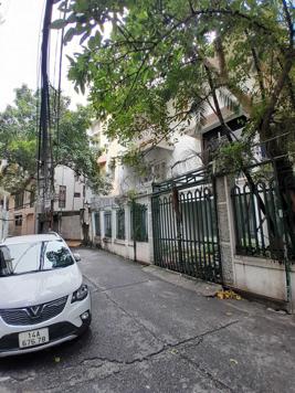 Bán đất Liễu Giai 186m2, mặt tiền 12m, 67 tỷ - Vị trí tuyệt đẹp, mặt tiền rộng thênh thang, ôtô đỗ