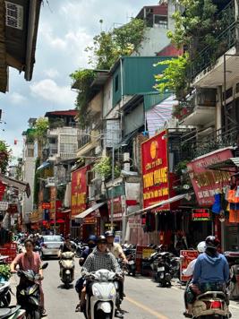 Cần nhà mặt phố Hà Trung, phố đắc địa kinh doanh sầm uất