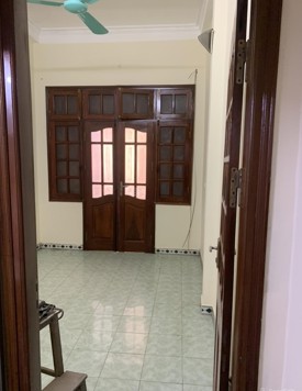 Chính chủ cần bán nhà mặt ngõ 41m2 phố Nghĩa Dũng, Ba Đình, Hà Nội ô tô đậu cửa, sổ đỏ chính chủ