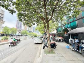 tôi bán gấp nhà MP Mạc Thái Tổ, Cầu Giấy 46m2 x 6T, MT4m, 23,9 tỷ, SĐCC, dòng tiền 50tr/tháng