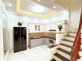 Minh Khai hàng xóm Times City, bãi đỗ ô tô sát nhà