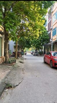 Bán nhà riêng 4 tầng căn góc, vị trí đẹp