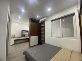 Bán nhà xây mới ngõ 279 Đội Cấn, Ba Đình diện tích 35m2x5 tầng, gần phố, giá chỉ 6.3 tỷ