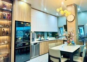 Bán nhà riêng lô góc, 7 tầng, thông sàn, full nội thất, sát Him Lam Vạn Phúc, 23,9tỷ