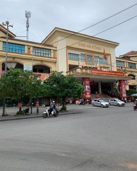 Nhà mặt phố Lê Lợi, cổng chợ Hà Đông, 55m2, 5 tầng, 15,5 tỷ