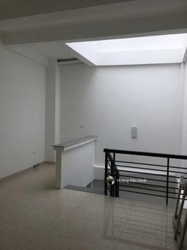 Bán nhà mặt phố Cổ Linh, kinh doanh sầm uất, vỉa hè, DT 48m2 chỉ 13 tỷ. LH 0965 858 116
