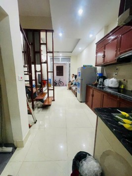 BÁN NHÀ THẠCH BÀN-LONG BIÊN-HÀ NỘI 