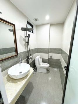 💥SIÊU HIẾM 💥NHÀ ĐẸP HOÀNG MAI - VỊ TRÍ VÀNG - SÁT PHỐ - NGÕ RỘNG THÊNH THANG 