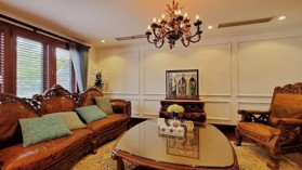 Bán nhà phố Trần Tử Bình, diện tích 30m2, giá 5,65 tỷ.