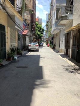 Chính chủ cần bán nhà Nguyễn Hoàng Tôn