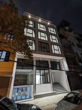 Cho thuê nhà mặt phố Hàng Đường 100m2 x 4T tầng MT 6m tuyến phố tấp nập phù hợp nhiều mô hình