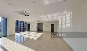 Bán nhà mặt phố Thiên Hiền, 7 tầng thang máy, vỉa hè rộng 2 bên, chỉ nhỉnh 20 tỷ. 50m2