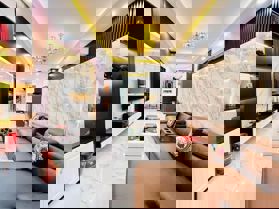 TÔN THẤT TÙNG - 6.X TỶ 50M2 - 5 TẦNG THOÁNG SÁNG - Ô TÔ ĐỖ - 10M RA PHỐ KINH DOANH SẦM UẤT