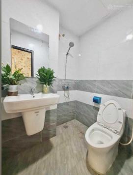 Bán gấp nhà phố Khâm Thiên - sổ đẹp - DT 28m2 - 4 tầng - nhà mới tặng nội thất - giá chỉ 3.85 tỷ