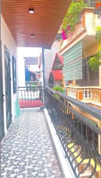 Bán gấp nhà 4 tầng mặt ngõ thông và nông vỉa hè ô tô tránh trung tâm Đống Đa 40m2 giá 16 tỷ ở ngay