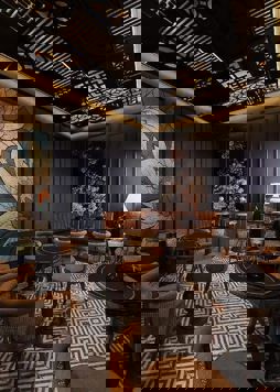 MẶT PHỐ -NGUYỄN DU -TRIỆU VIỆT VƯƠNG 