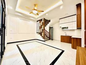 💥💥💥 Phố Dương văn Bé Hai bà Trưng. 