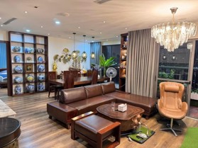 Golden Palm chính chủ bán căn góc 3PN. DT: 134.8m2.