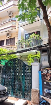 Nhà đẹp, hai mặt ngõ thoáng trước sau, Ngọc Khánh, Ba Đình