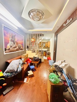 BÁN NHÀ NHÀ PHỐ VĨNH HƯNG . HOÀNG MAI - NGÕ BA GÁC - GẦN ÔTÔ -20M - 4 TẦNG - 2.6 TỶ