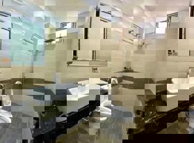 BÁN NHÀ XUÂN LA 36m2x5 TẦNG-NGÕ THOÁNG-GẦN PHỐ-GẦN Ô TÔ-GIÁ HƠN 5 TỶ