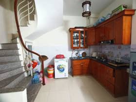 Bán nhà Minh Khai 33m2 x 5 tầng thông sàn