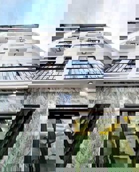 BÁ.N NHÀ NGỌC THUỴ - 20M RA Ô TÔ - 2 THOÁNG - 5 TẦNG MỚI CỨNG