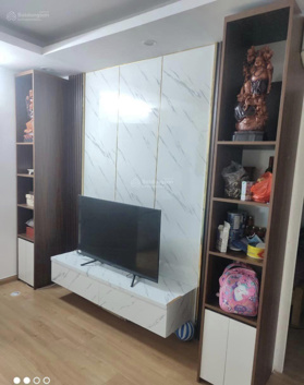 Bán căn 2 ngủ 65m2 có sổ đỏ full nội thất tại CT12 Kim Văn Kim Lũ