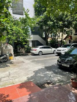 BÁN NHÀ ĐỐC NGỮ BA ĐÌNH DT 114M x 5T x MT 5,5M GIÁ 38,5 TỶ CÓ THƯƠNG LƯỢNG