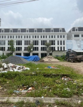 Chính chủ cần bán gấp lô đất đấu giá Louis mặt tiền 7,8m 