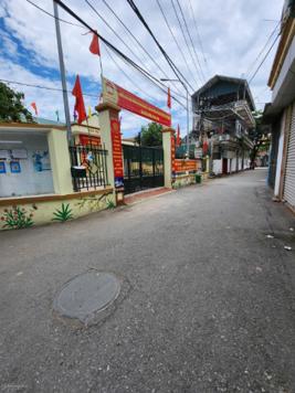 Cần bán vài mảnh đất thổ cư SĐCC, đường ô tô, cạnh Quốc lộ 32 xã Đức Thượng - Hoài Đức