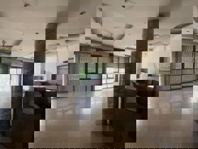 KHÁCH SẠN 200m2 - Ô CHỜ THANG MÁY - Ô TÔ ĐỖ CỬA 