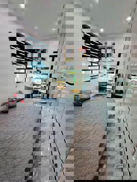 BÁN NHÀ NGUYỄN CHÍNH , GIAO THOA TÂN MAI , GIÁP NHỊ TRƯƠNG ĐỊNH