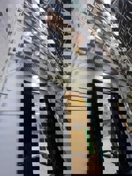 THANH XUÂN - Ô TÔ ĐỖ CỬA - NHÀ MỚI ĐẸP - MẶT TIỀN RỘNG - VỊ TRÍ VÀNG - FULL NỘI THẤT.