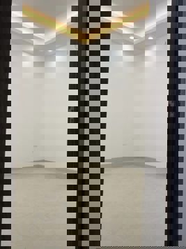 NHÀ 4tầng. 80/105m Ngọc Hồi.