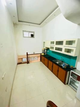 Bán nhà trung tâm Quận Ba Đình - Phố Đào Tấn 5 tầng 45m2. Sổ đỏ vuông nở hậu