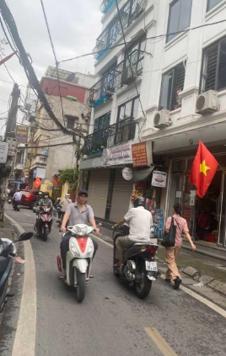 Bán nhà mặt phố quận Hai Bà Trưng - lô góc -kinh doanh siêu đỉnh
