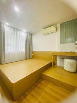 Nhà mới đẹp Đống Đa - Sát  phố Nguyên Hồng - Gần hồ Thành Công - Nhà tập thể tầng 3 rộng 50m2, 02 ngủ, Full nội thất , giá bán hơn 2,6tỷ.