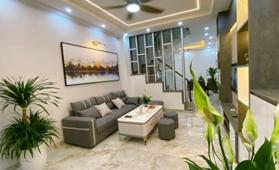 Tôi cần bán nhà trung tâm phố Láng Hạ, Thành Công, Ba Đình, 52m2, 5tầng, giá 7.1 tỷ
