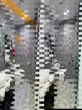 💥💥💥 NHÀ MỚI KÍNH KOONG - NỘI THẤT CHẤT LƯỢNG💥💥💥,, 👉 TAM TRINH - DT33 - XD5 TẦNG - MT4 - GIÁ 5.05 TỶ