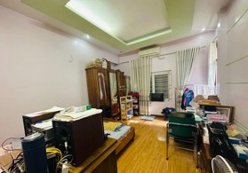 Bán nhà Chính Kinh 50m2 5 tầng ô tô 5m kinh doanh 9.2 tỷ